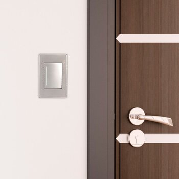 Placa 1 Apagador Sencillo Plateado marca Lucek modelo BP01MP