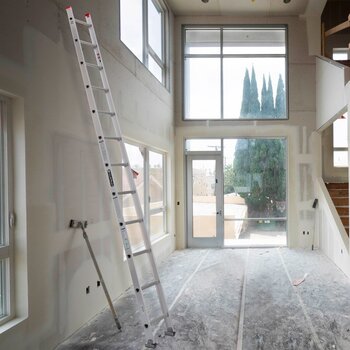 Escalera Recta Cuprum Aluminio 12 Peldaños